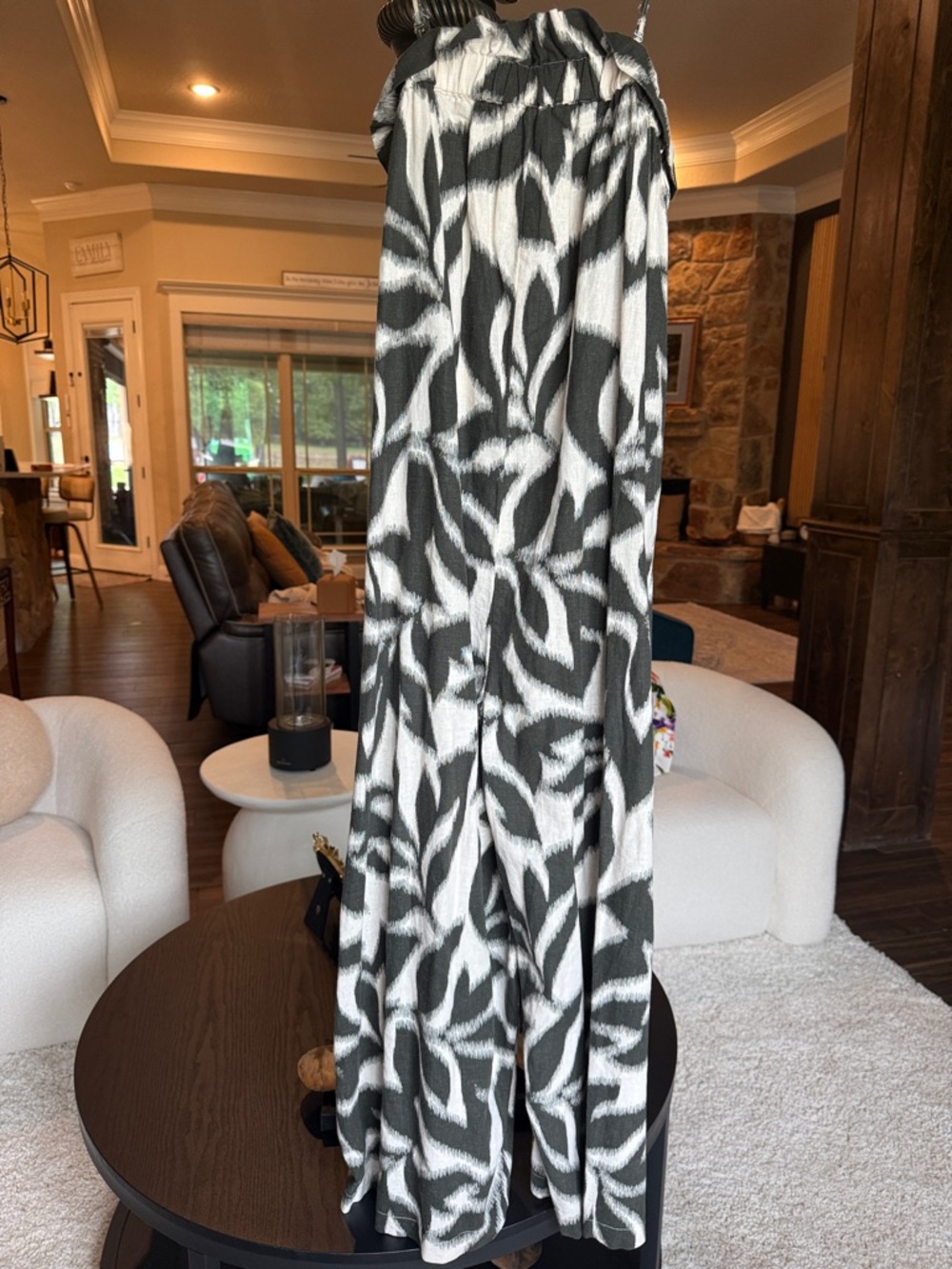 Banana Republic Black & White linen blend Wide-Leg Printed Jumpsuit